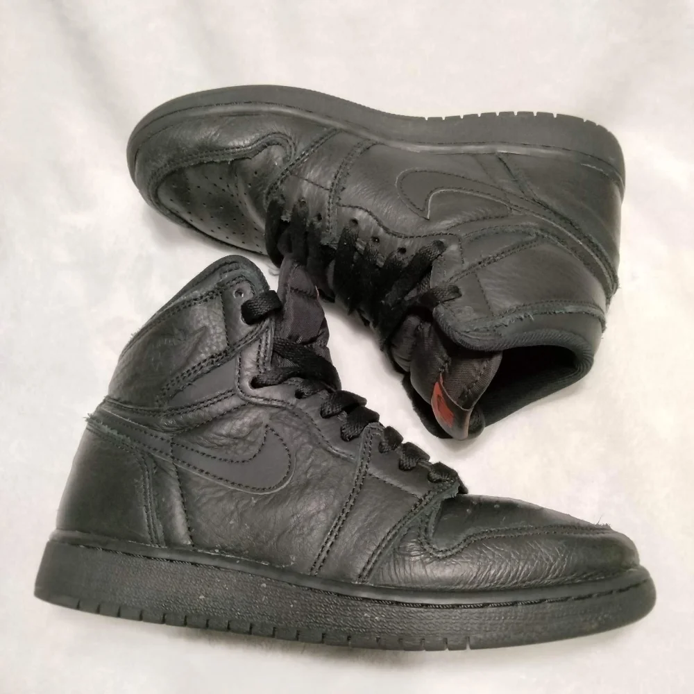 vtg nike air Jordan1 Retro children's sports shoes size 4 High Triple Black 2017